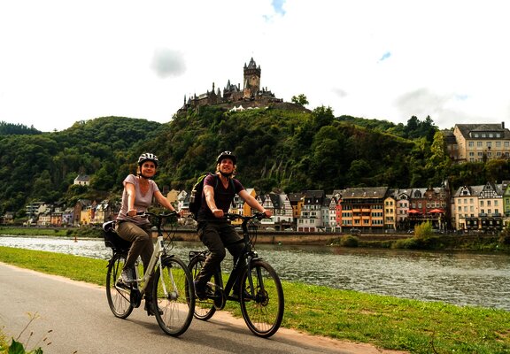 Unterwegs auf dem Mosel-Radweg bei Cochem