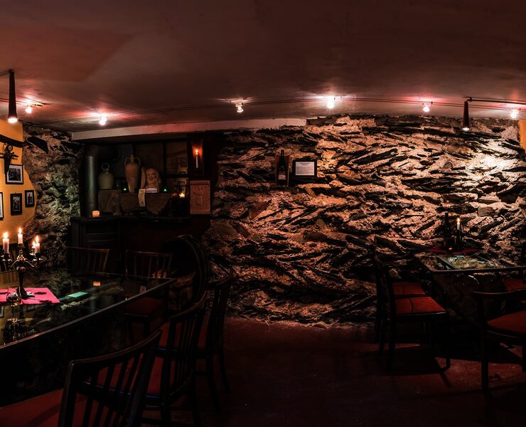 Weinstube an der Römermauer