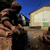 Goldgräberbrunnen Wasser