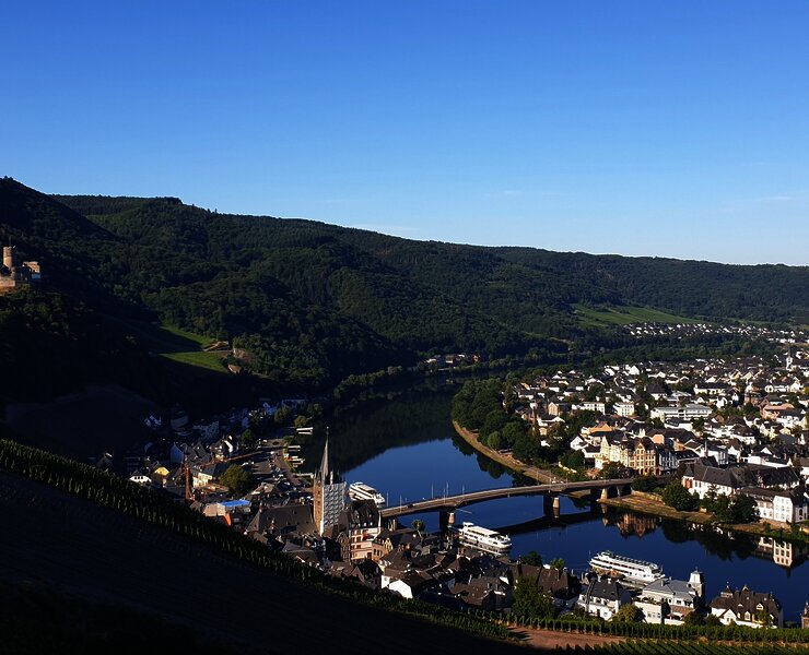 Ausblick auf die Stadt un den Mosellauf