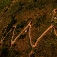 Drohnenansicht des Weges zum/vom Huxlayplateau