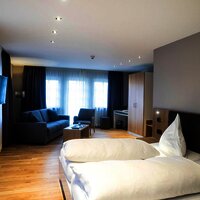 Großes Balkonzimmer im Stammhaus