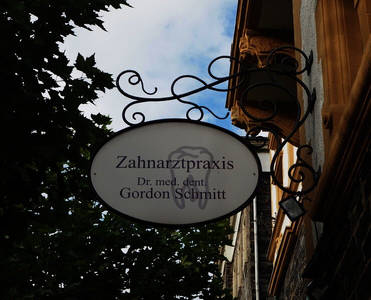 Zahnarztpraxis Dr. med. G. Schmitt 2