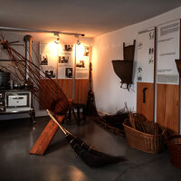 Das Bild zeigt den Hottenraum des Hunsrücker Holzmuseum.