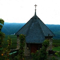 Pestkapelle in den Weinbergen