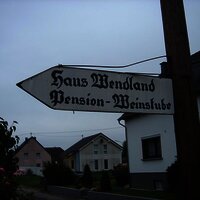 Hinweis Schild