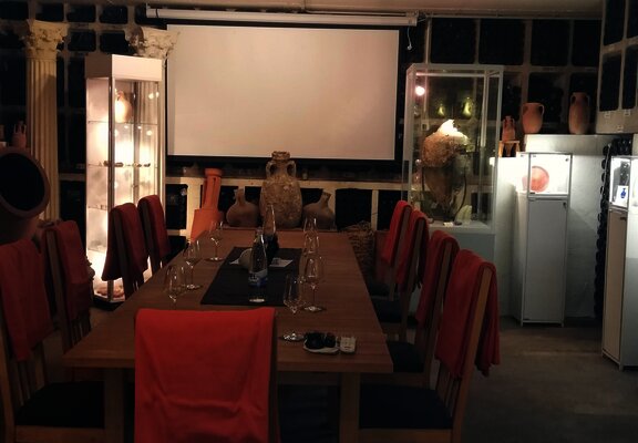 Weingut Romanushof Proberaum