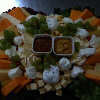 Weingut-Käseplatte_Weinprobe