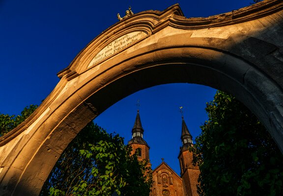 Dom des Saargaus Katholische Pfarrkirche St. Bartholomäus in Helfant, Saargau