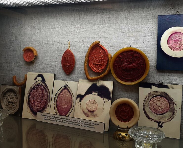 Cusanus Geburtshaus - Ausstellungsstücke