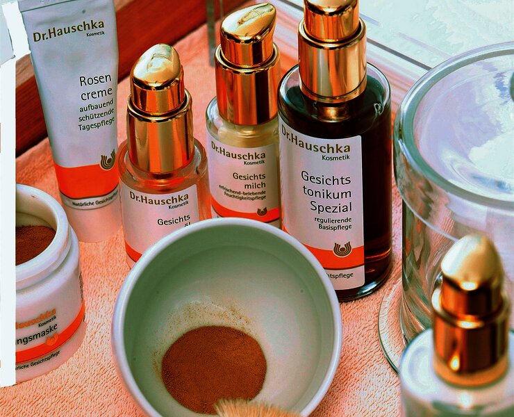 behandlungswagen Dr. Hauschka