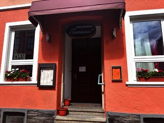 Pizzeria Samraal Eingang