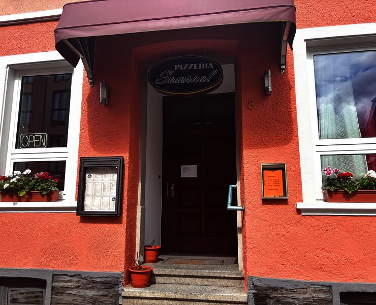 Pizzeria Samraal Eingang