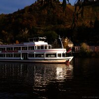 Mosel_Schiff_Bernkastel ©Wein- und Ferienregion Be