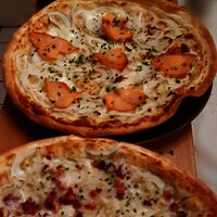 Flammkuchen in der Straußwirtschaft