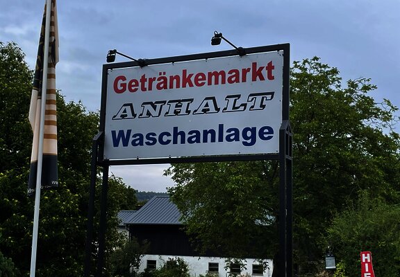 Getränkemarkt Anhalt mit Waschanlage_2