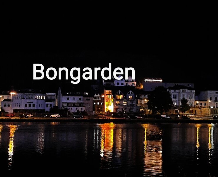 Hausansicht Bonarden bei Nacht