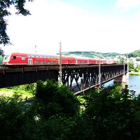 Bullay: Doppelstockbrücke