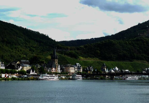 Bernkastel von der Mosel