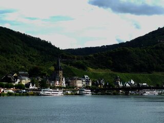 Bernkastel von der Mosel