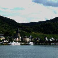 Bernkastel von der Mosel