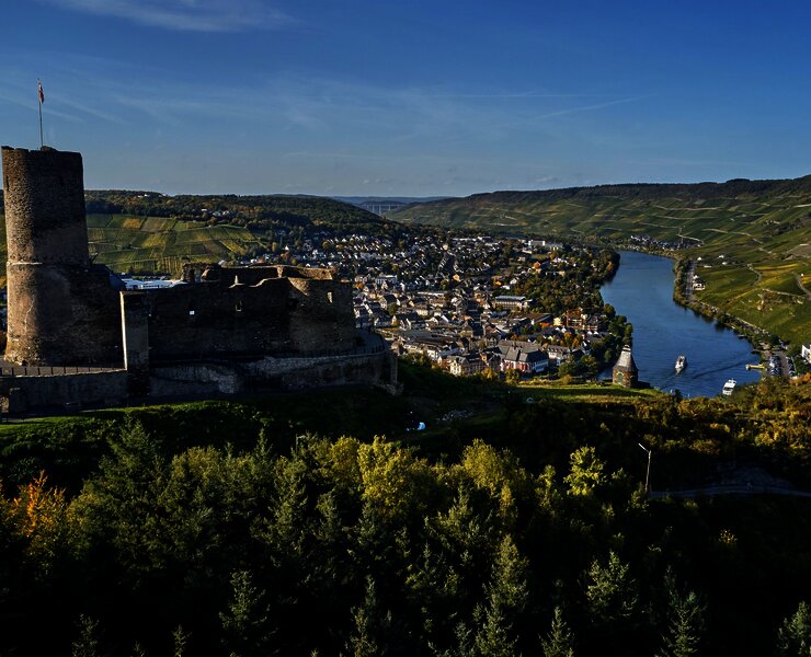 Kunst am Fluss im Ferienland Bernkastel-Kues