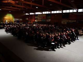 Veranstaltungn in der Hirtenfeldhalle