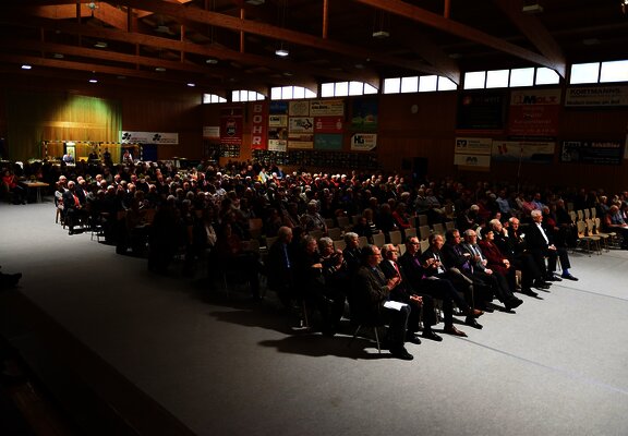 Veranstaltungn in der Hirtenfeldhalle
