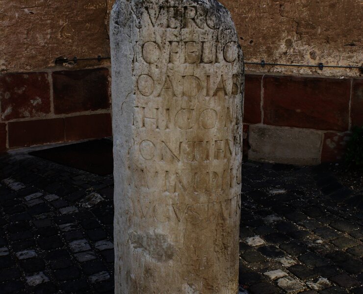 Römischer Meilenstein