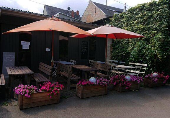 Unsere Straußwirtschaft ist im Sommer geöffnet