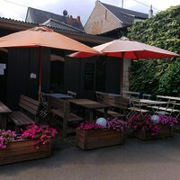 Unsere Straußwirtschaft ist im Sommer geöffnet