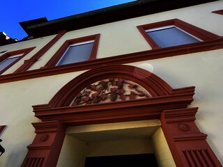 Weintrauben vor der Tür