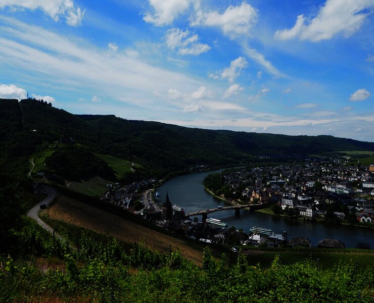 Aussichtsplattform oberhalb von Bernkastel