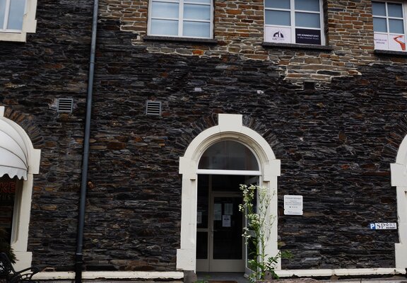 Eingang Dr. C. Schmitgen