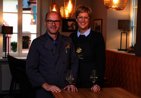 Die Inhaber des Warsberger Weinhofs