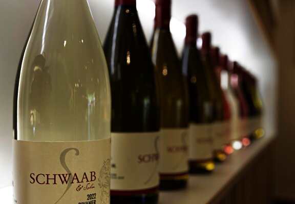 Weinstube Schwaab & Sohn Weinflaschen