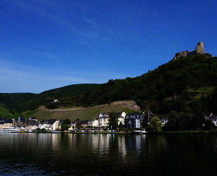 Bernkastel-Kues und seine Burgruine