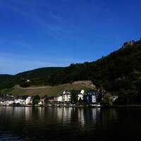 Bernkastel-Kues und seine Burgruine