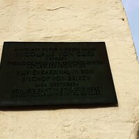 Cusanus Geburtshaus Tafel Fassade