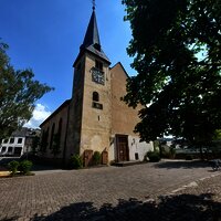 Neum_Dhron_Pfarrkirch_Maria_Himmelfahrt