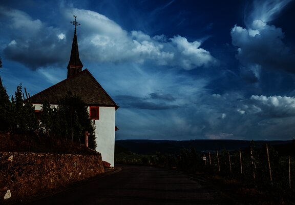 Paulskirche oberhalb von Lieser
