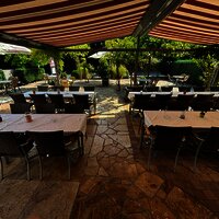 Hotel Rosengarten überdachte Sitzplätze