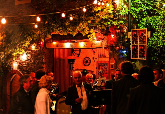 Wein und Genuss in Erden