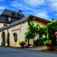 Weingut Herrenhof