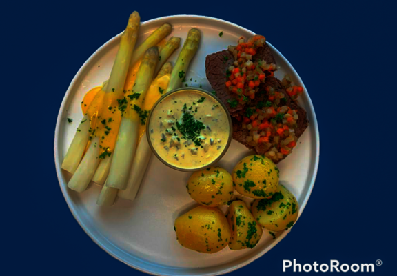 Spargelkarte im Restaurant Simon`s