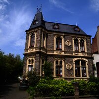 Hausansicht Weingut Leo Schwab