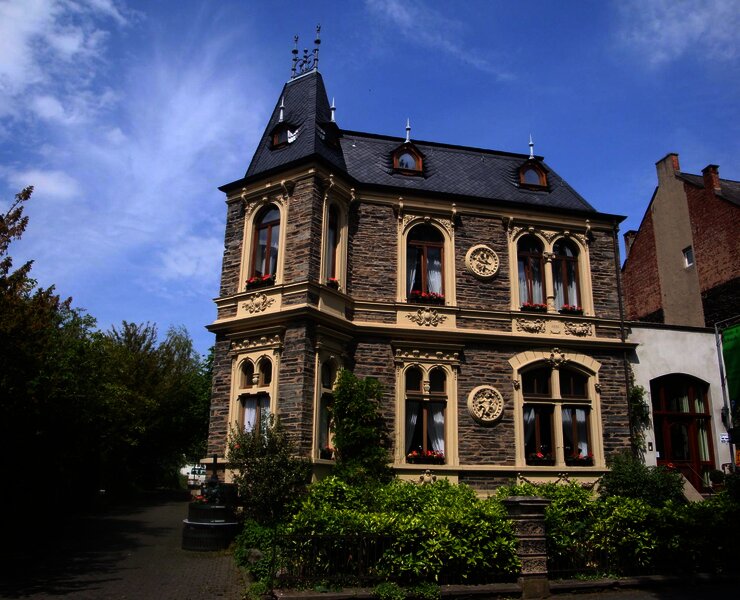 Hausansicht Weingut Leo Schwab