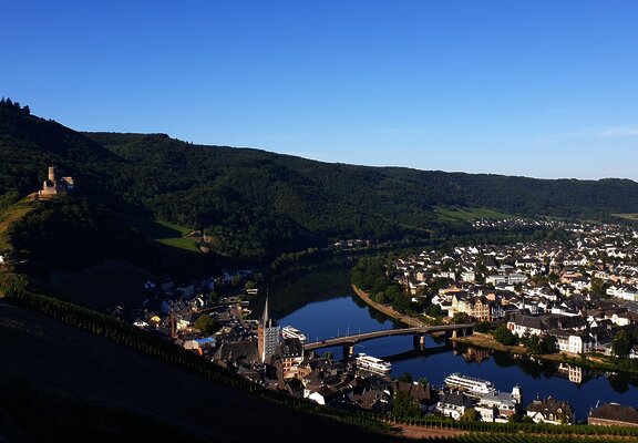 Ausblick auf die Stadt un den Mosellauf