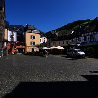 Karlsbader Platz in Bernkastel-Kues