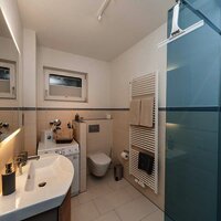 Villa Mosella 1 Wohnzimmer Badezimmer 2